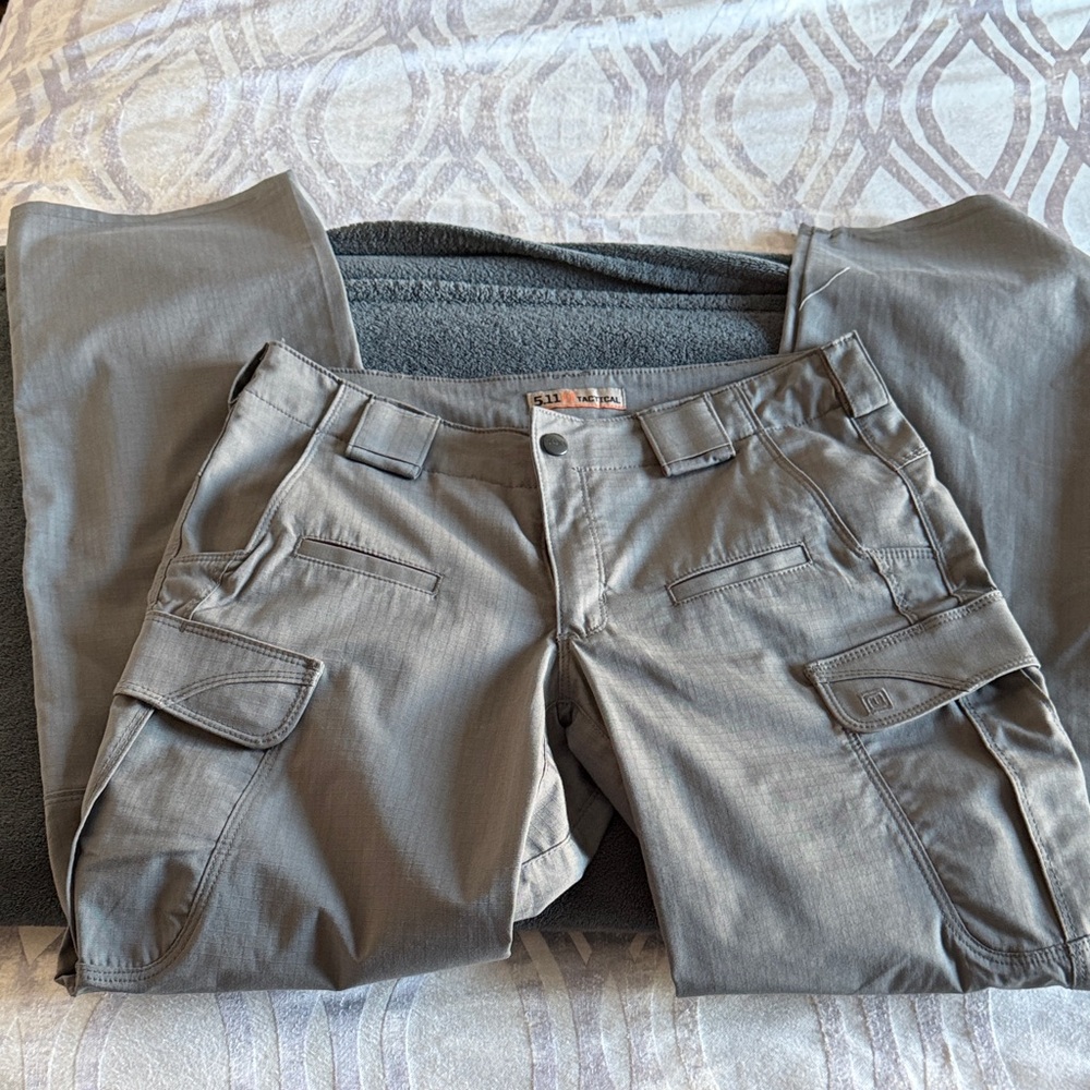 Men's Gray Cargo Pants
